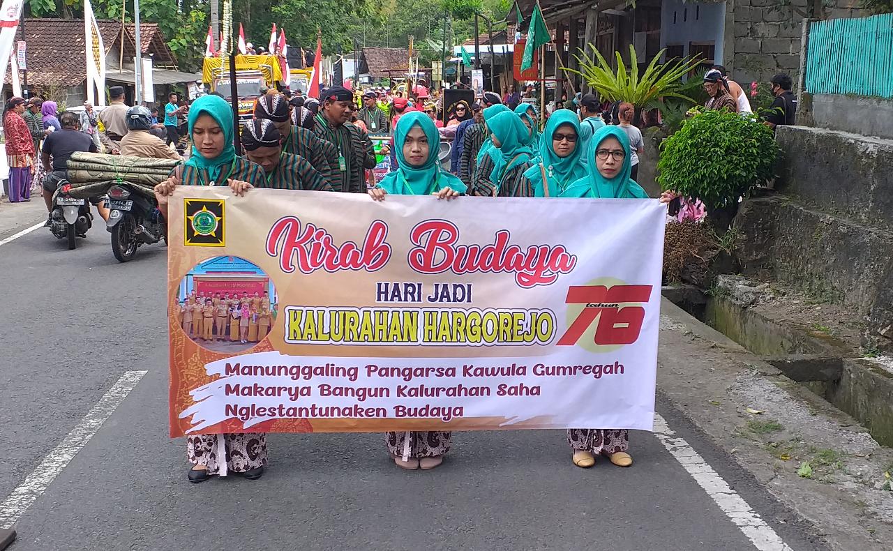 Kirab Budaya Dalam Rangka Hari Jadi Kalurahan Hargorejo